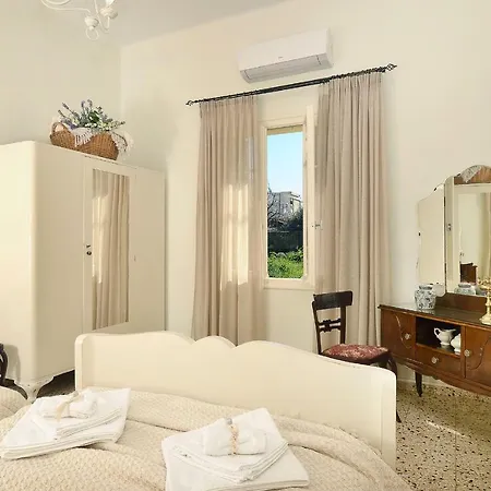 Haralabos * Chania (Crete)